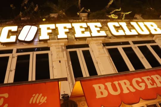 ハノイのカフェCOFFEE　CLUB