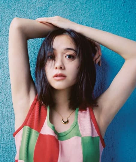 堀田真由 おっぱい