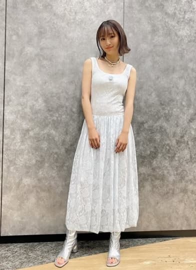 浅川梨奈 おっぱい