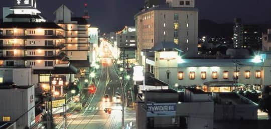 山口市夜の風景