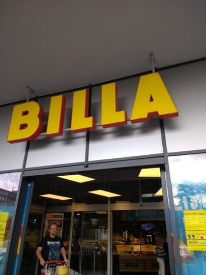 スーパーBILLA