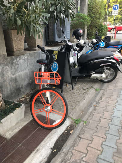 タイ・チェンマイの風景　自転車