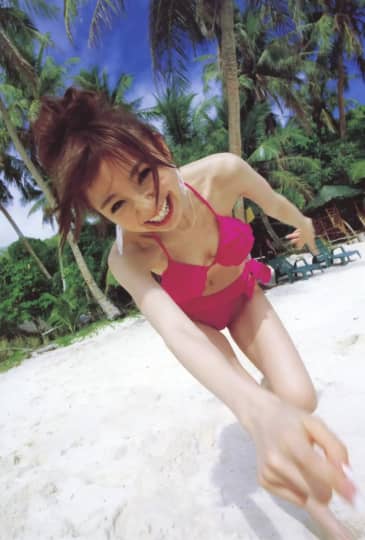 篠田麻里子 水着