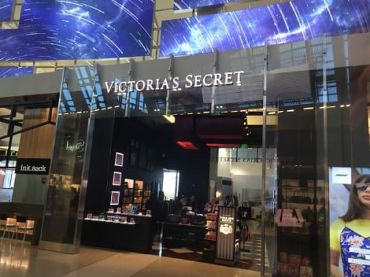 VICTERIA’S　SECRET