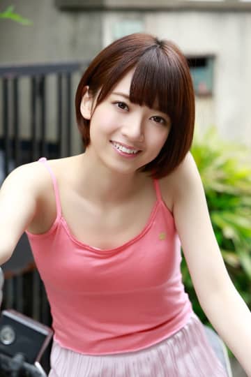橋本奈々未 おっぱい