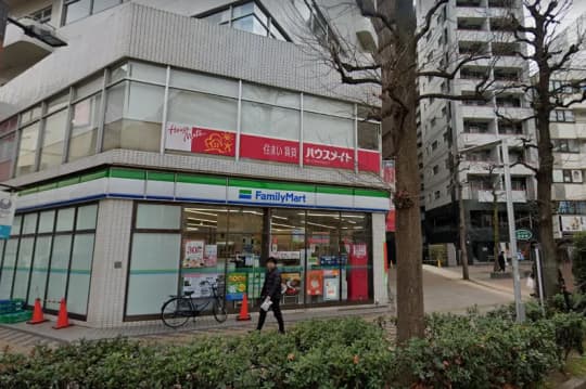 ファミリーマート(相模大野南口店)