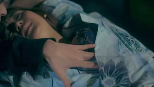 浅川梨奈 おっぱい