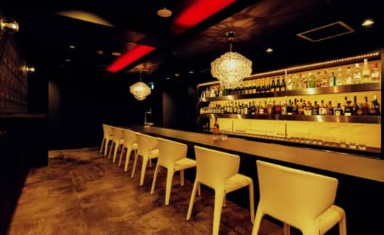 BAR CANELO