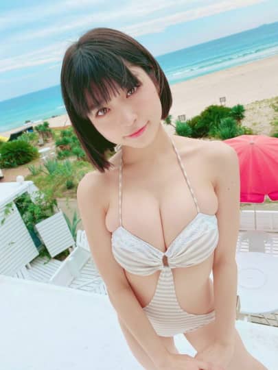根本凪 おっぱい