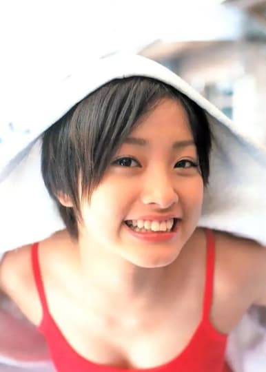  上戸彩 おっぱい