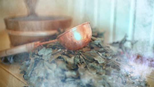 アウフグースロウリュのイメージ図