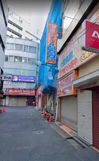 ラムタラ横浜店前