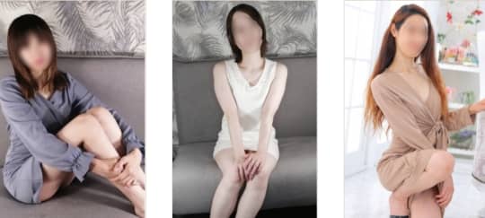 女性