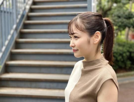 岩田絵里奈 パンチラ