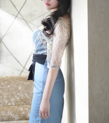 女性