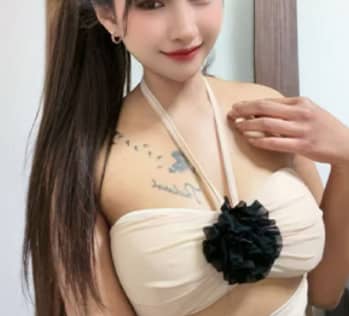 女性