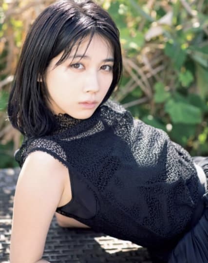 松本穂香　おっぱい