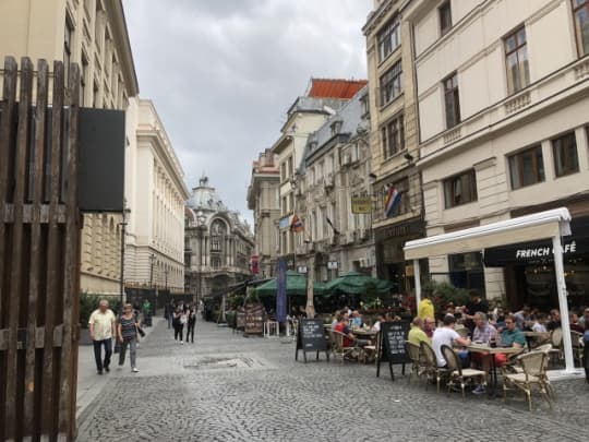 夏のブカレスト旧市街