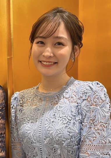岩田絵里奈 パンチラ