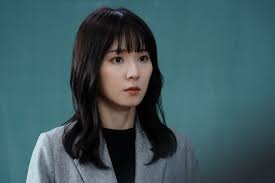 松岡茉優
