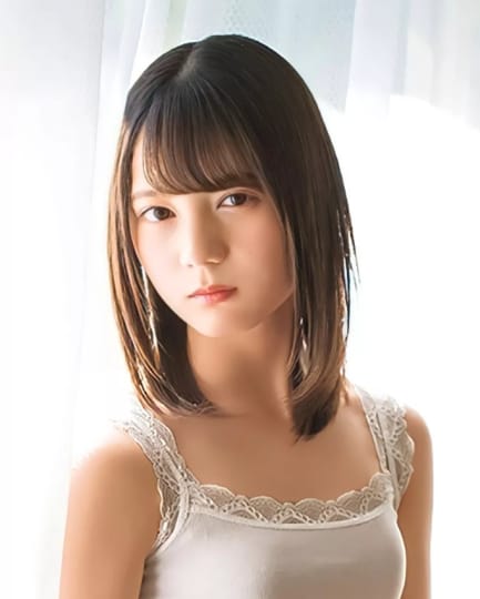 小坂奈緒 おっぱい
