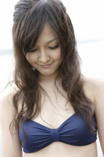 久住小春 おっぱい