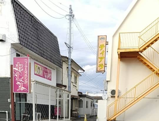 ティアラの外観