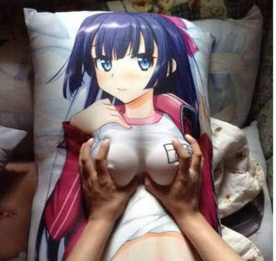 抱き枕 オナホ