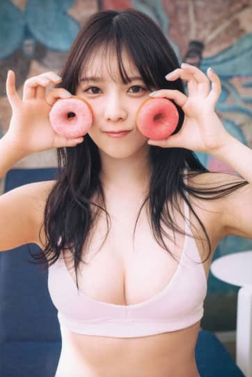 与田祐希 おっぱい