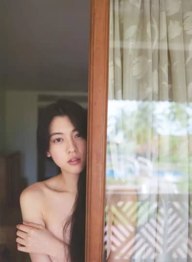 三吉彩花 エロ