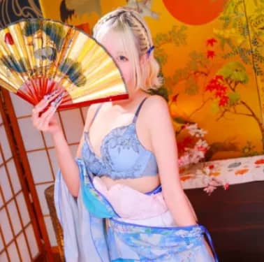 女性