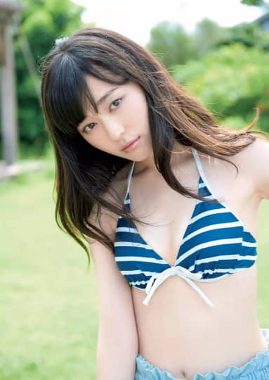 福原遥 おっぱい