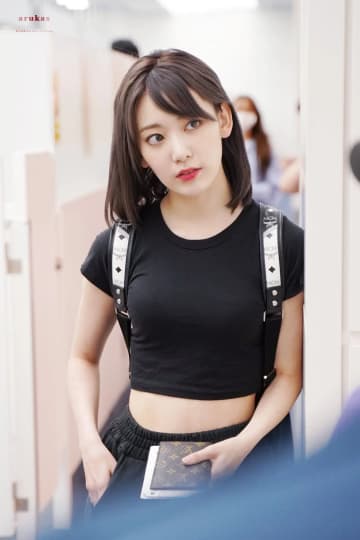 宮脇咲良 エロ