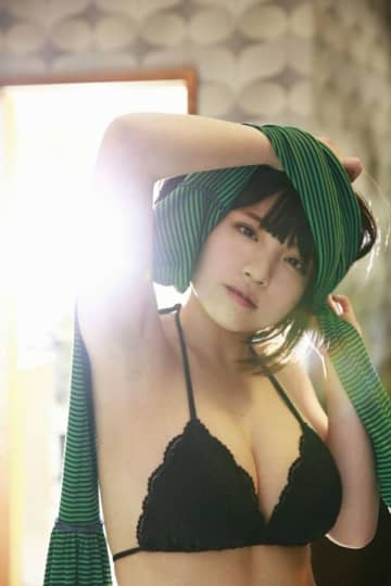 根本凪 エロ