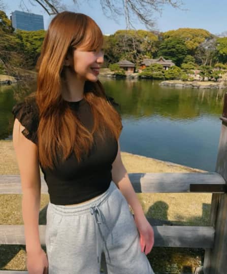塩地美澄　乳首