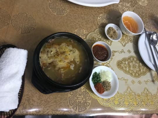 北朝鮮で食べた牛のテールスープ