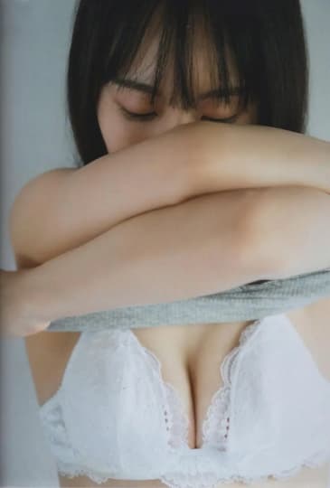 賀喜遥香 おっぱい