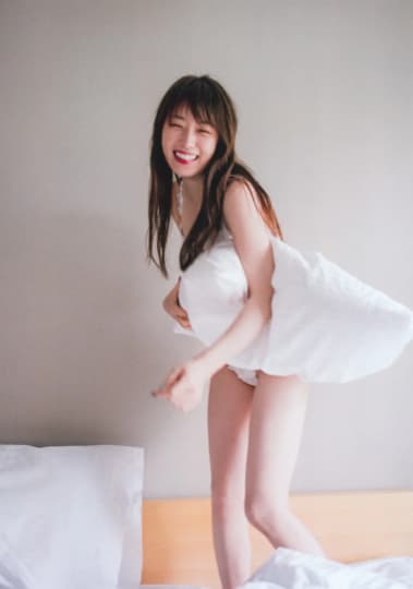 高山一実 おっぱい