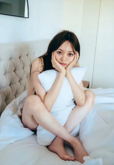 梅澤美波 おっぱい