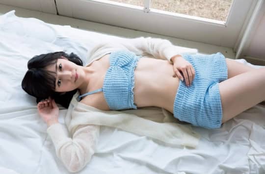 渡辺麻友 おっぱい