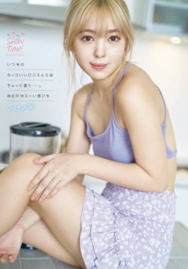 藤田ニコルのパンチラ