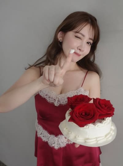 小嶋陽菜　エロ