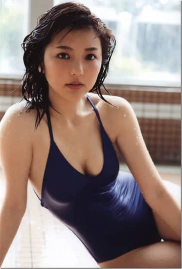 真野恵里菜 おっぱい