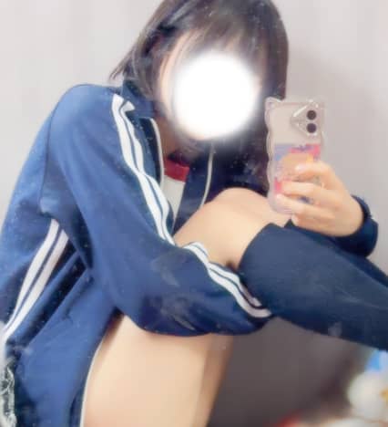 女性