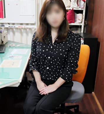 誘惑マル秘ミセスの女の子