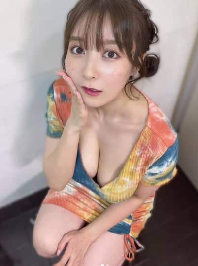 紺野栞 おっぱい