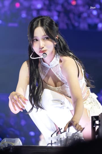 TWICE エロ 流出
