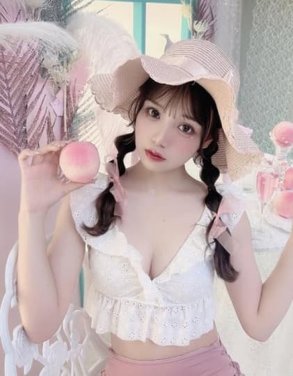  古澤 里紗