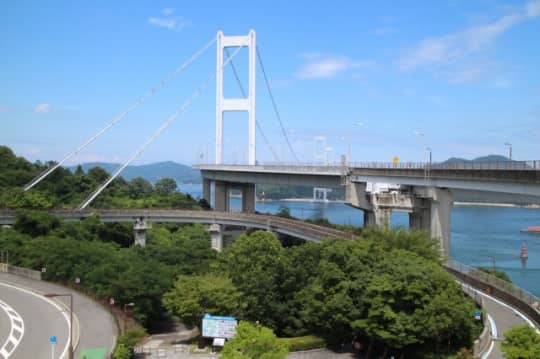 来島海峡大橋　遠景