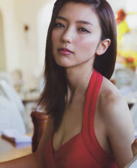 真野恵里菜 エロ